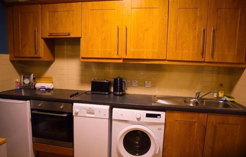Shop Street Apartment Galway Extérieur photo
